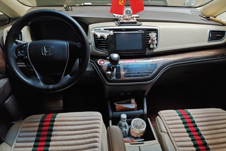 Used Honda Odyssey 2017 2.4L Luxury Edition Center Console