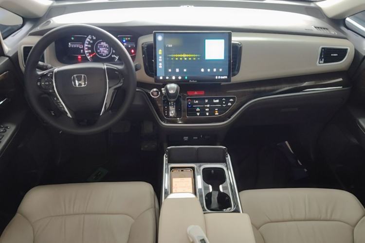 Used Honda Odyssey 2017 2.4L Luxury Edition Center Console
