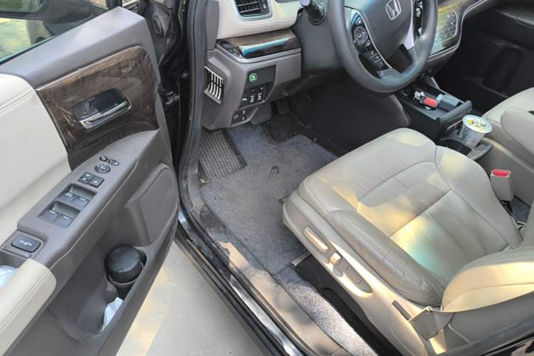 Used Honda Odyssey 2017 2.4L Luxury Edition Driver Seat