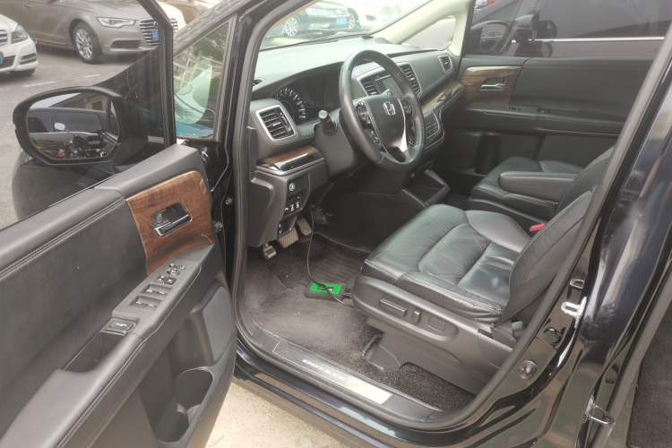 Used Honda Odyssey 2017 2.4L Smart Edition Driver Seat