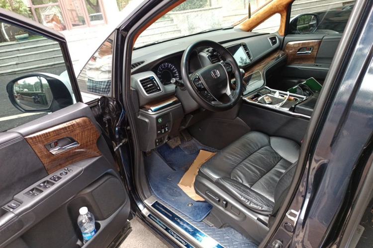 Used Honda Odyssey 2017 2.4L Smart Edition Driver Seat