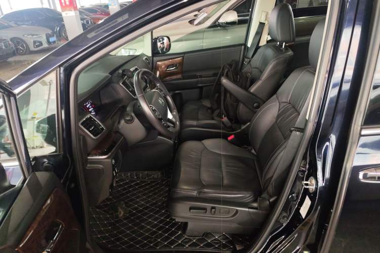 Used Honda Odyssey 2017 2.4L Smart Edition Driver Seat