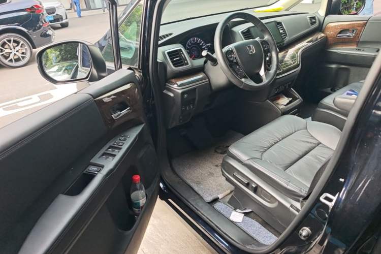 Used Honda Odyssey 2017 2.4L Smart Edition Driver Seat
