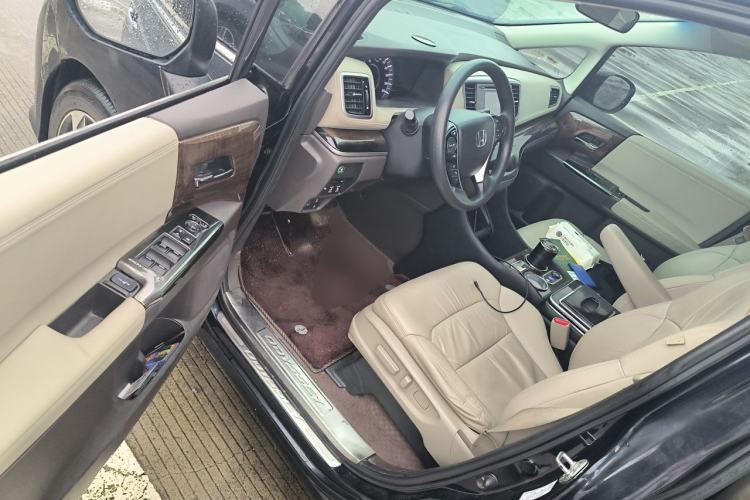 Used Honda Odyssey 2017 2.4L Luxury Edition Driver Seat