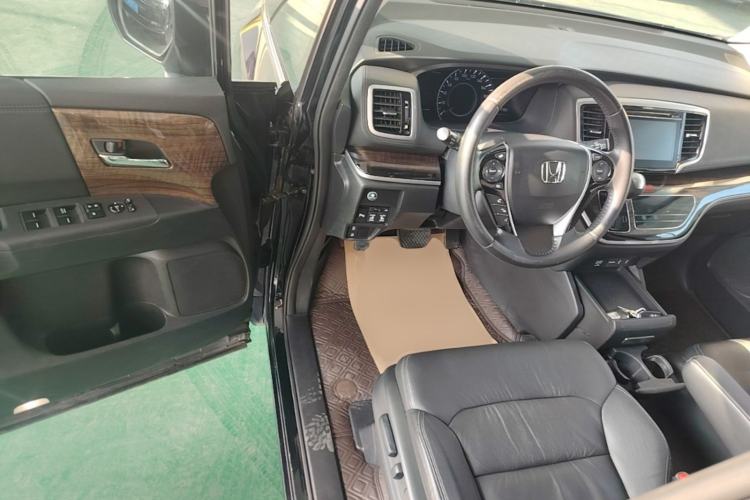 Used Honda Odyssey 2017 2.4L Smart Edition Driver Seat
