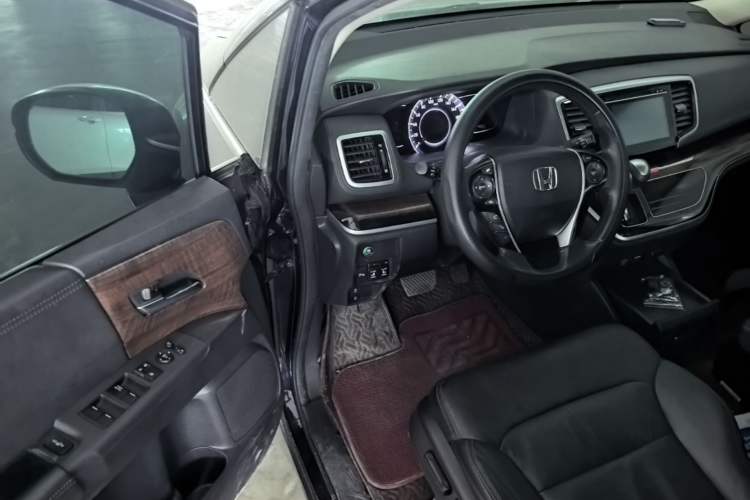 Used Honda Odyssey 2017 2.4L Smart Edition Driver Seat