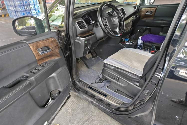 Used Honda Odyssey 2017 2.4L Smart Edition Driver Seat
