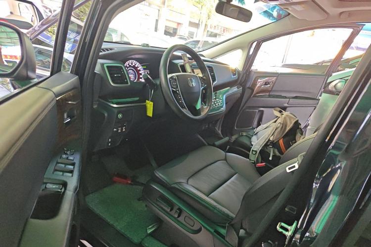 Used Honda Odyssey 2017 2.4L Smart Edition Driver Seat