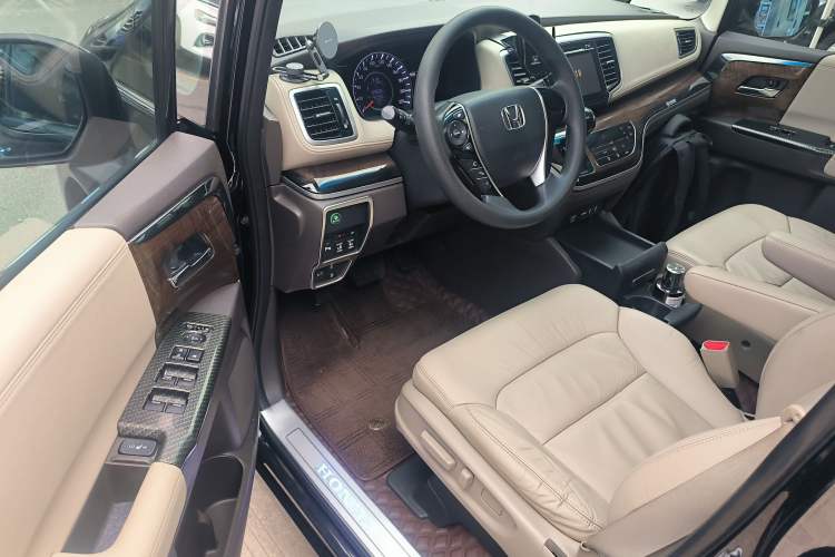 Used Honda Odyssey 2017 2.4L Luxury Edition Driver Seat