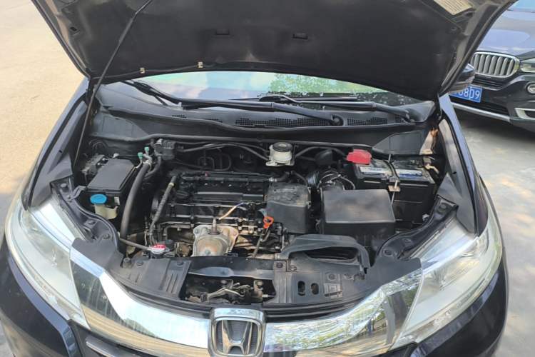 Used Honda Odyssey 2017 2.4L Luxury Edition Engine Bay