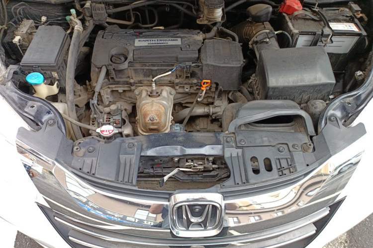 Used Honda Odyssey 2017 2.4L Smart Edition Engine Bay