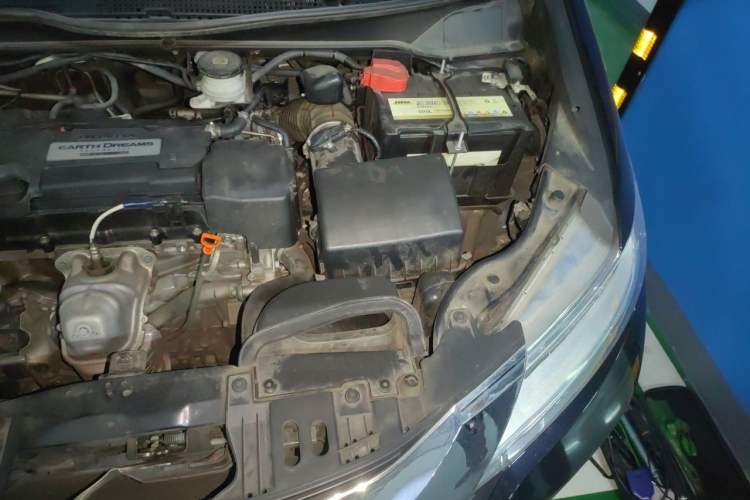 Used Honda Odyssey 2017 2.4L Smart Edition Engine Bay Left
