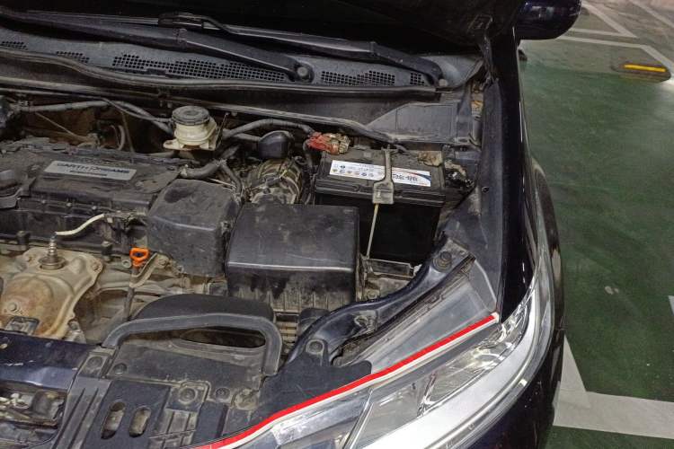 Used Honda Odyssey 2017 2.4L Luxury Edition Engine Bay Left