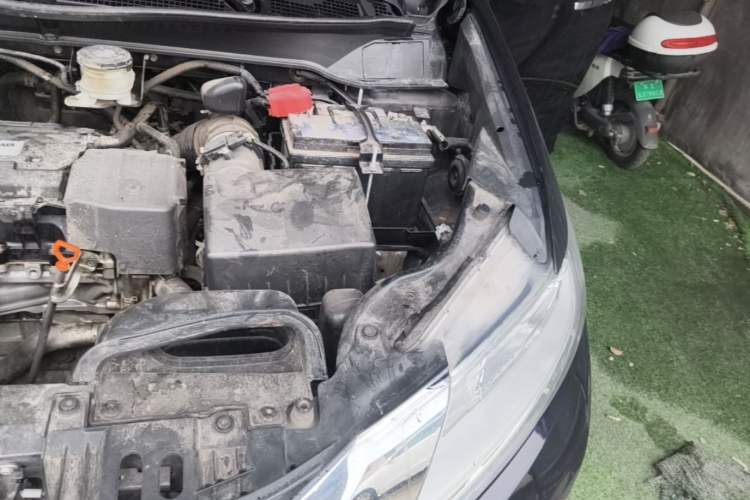 Used Honda Odyssey 2017 2.4L Smart Edition Engine Bay Left
