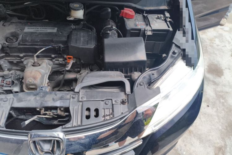 Used Honda Odyssey 2017 2.4L Smart Edition Engine Bay Left
