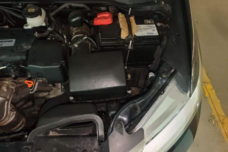 Used Honda Odyssey 2017 2.4L Smart Edition Engine Bay Left