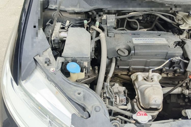 Used Honda Odyssey 2017 2.4L Luxury Edition Engine Bay Right