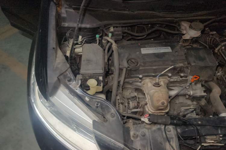 Used Honda Odyssey 2017 2.4L Luxury Edition Engine Bay Right