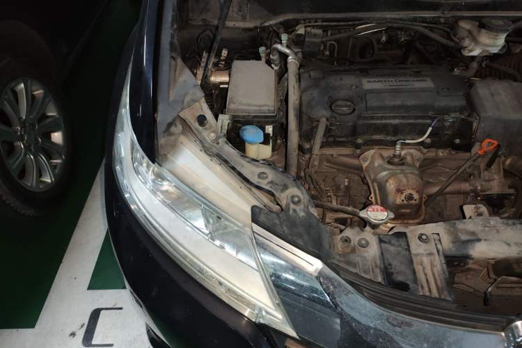 Used Honda Odyssey 2017 2.4L Luxury Edition Engine Bay Right