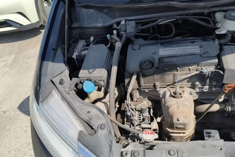Used Honda Odyssey 2017 2.4L Luxury Edition Engine Bay Right