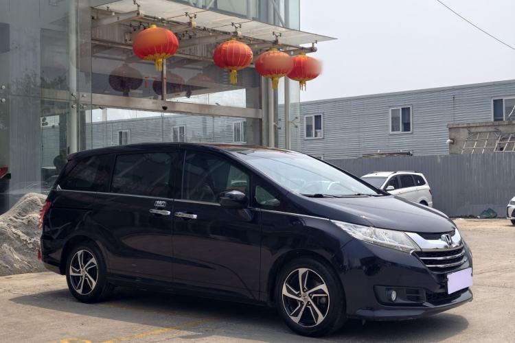 Used Honda Odyssey 2017 2.4L Luxury Edition Exterior 2