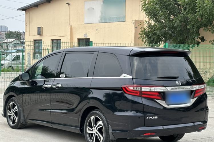 Used Honda Odyssey 2017 2.4L Luxury Edition Exterior 3