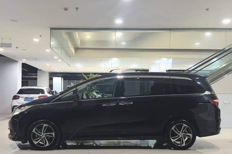 Used Honda Odyssey 2017 2.4L Supreme Edition Exterior 4