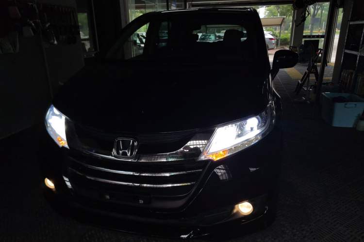 Used Honda Odyssey 2017 2.4L Luxury Edition Front