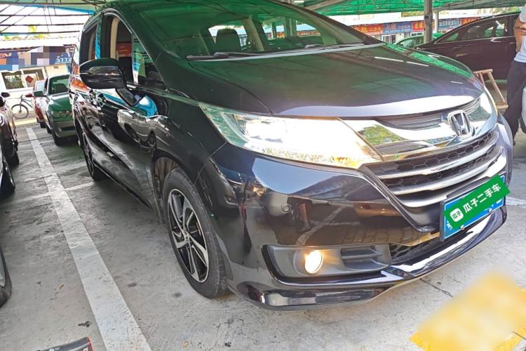 Used Honda Odyssey 2017 2.4L Smart Edition Front Right 45 Deg