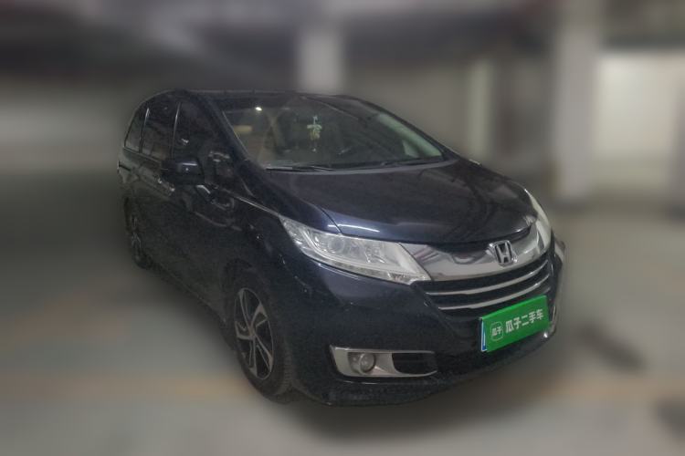 Used Honda Odyssey 2017 2.4L Luxury Edition Front Right 45 Deg