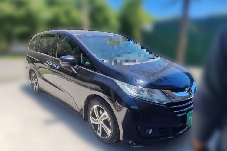 Used Honda Odyssey 2017 2.4L Luxury Edition Front Right 45 Deg