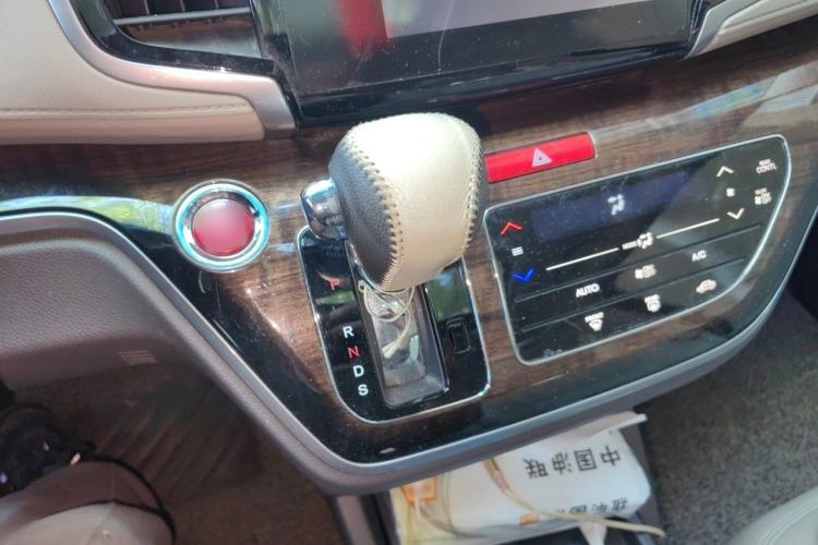 Used Honda Odyssey 2017 2.4L Luxury Edition Gear Lever