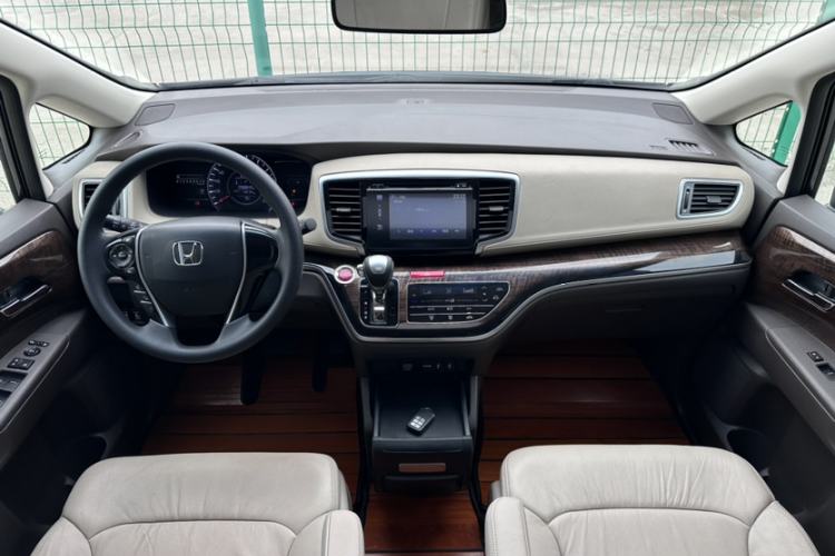 Used Honda Odyssey 2017 2.4L Luxury Edition Interior 1