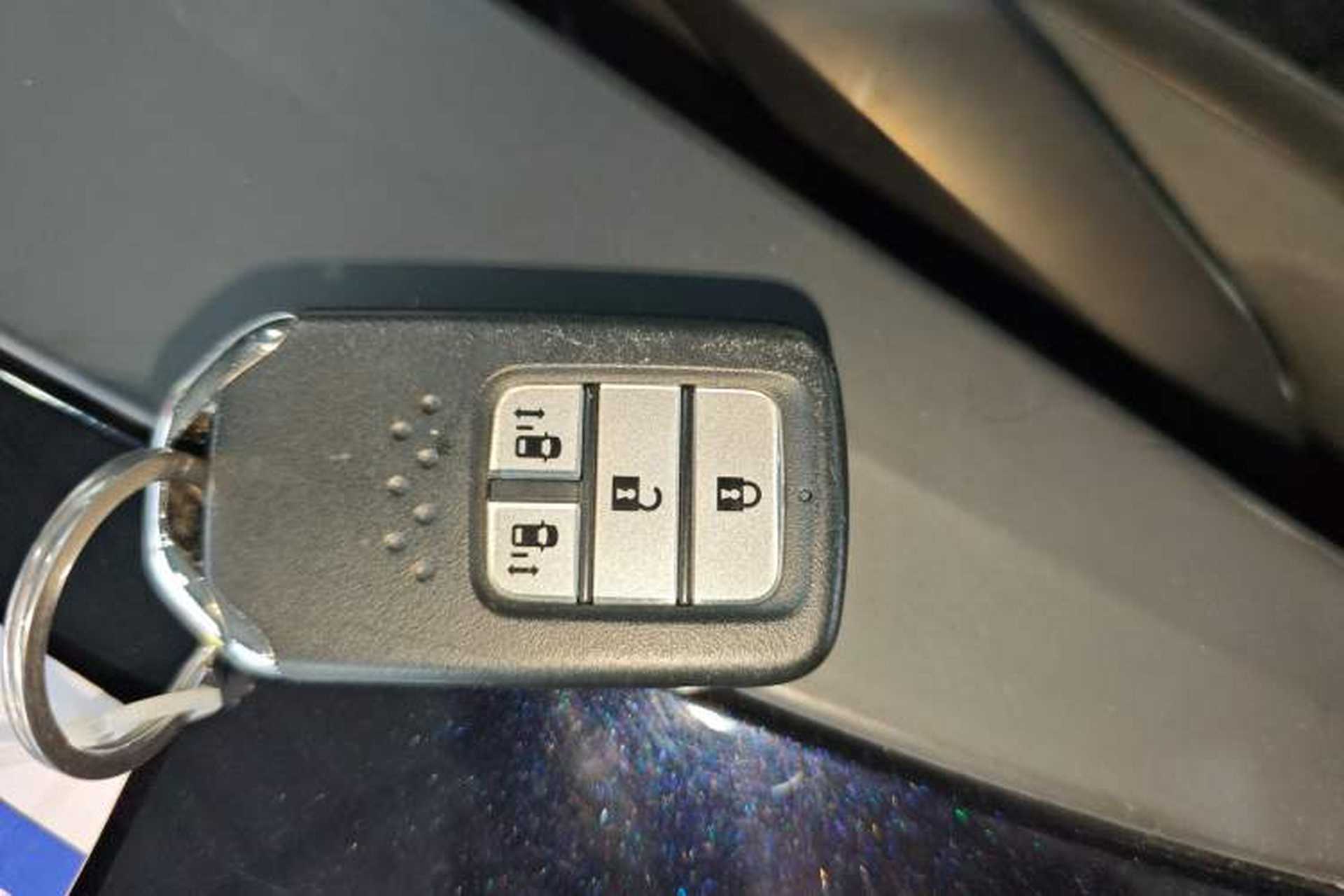 Used Honda Odyssey 2017 2.4L Smart Edition Interior 1