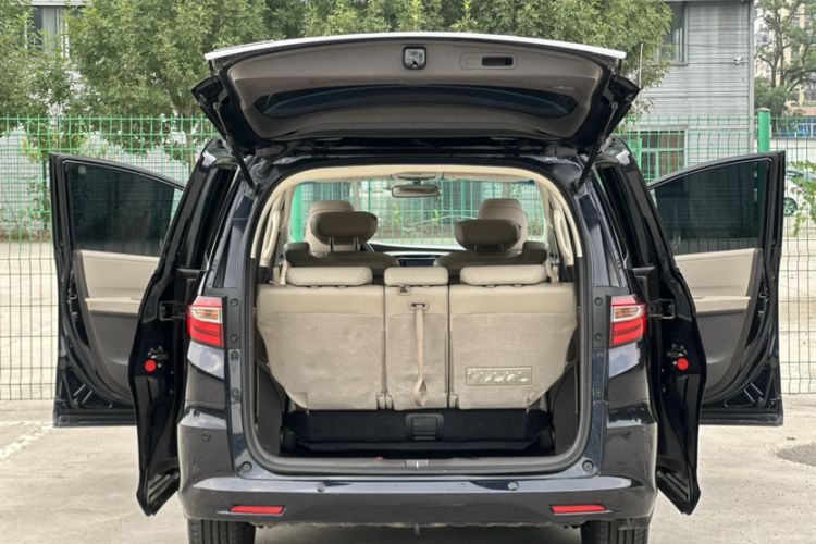 Used Honda Odyssey 2017 2.4L Luxury Edition Interior 6