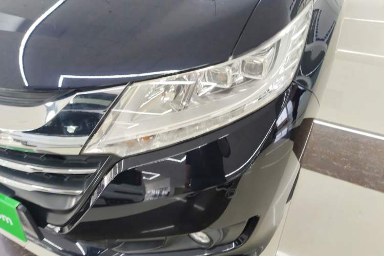 Used Honda Odyssey 2017 2.4L Supreme Edition Left Front Headlight