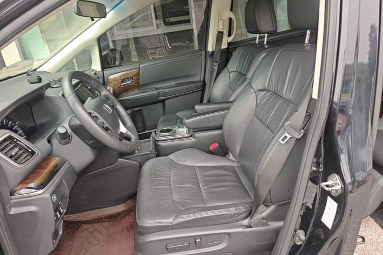 Used Honda Odyssey 2017 2.4L Smart Edition Left Front Seat