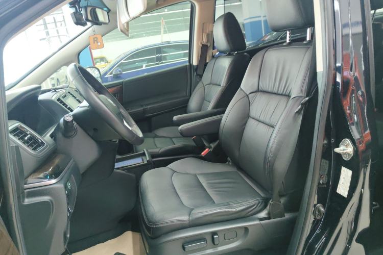 Used Honda Odyssey 2017 2.4L Supreme Edition Left Front Seat