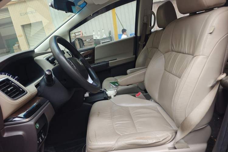 Used Honda Odyssey 2017 2.4L Luxury Edition Left Front Seat