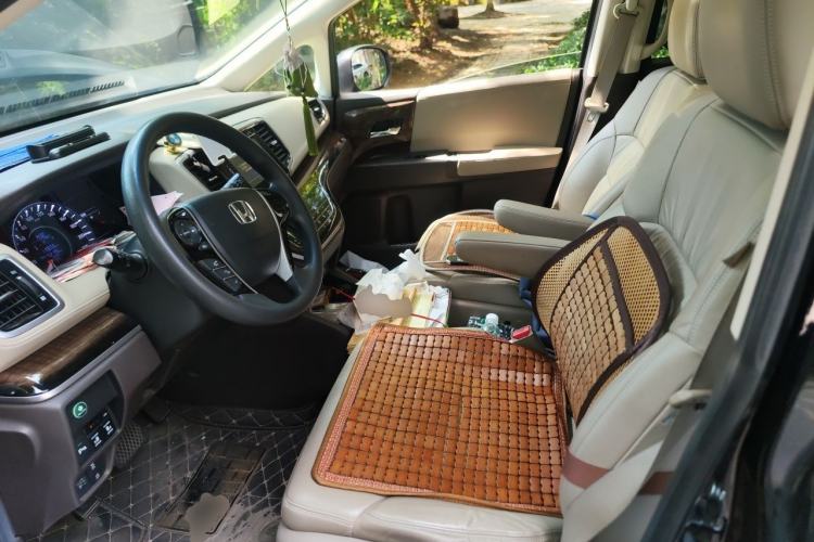 Used Honda Odyssey 2017 2.4L Luxury Edition Left Front Seat