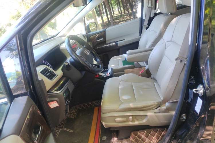 Used Honda Odyssey 2017 2.4L Luxury Edition Left Front Seat