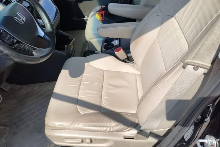 Used Honda Odyssey 2017 2.4L Luxury Edition Left Front Seat