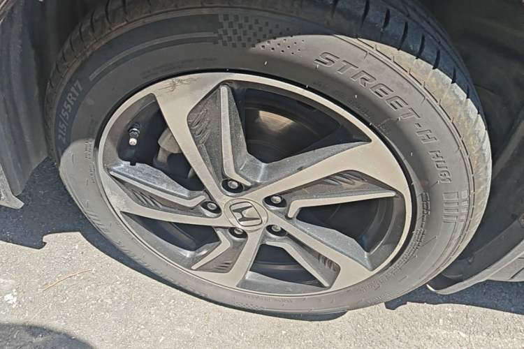 Used Honda Odyssey 2017 2.4L Smart Edition Left Front Wheel Hub