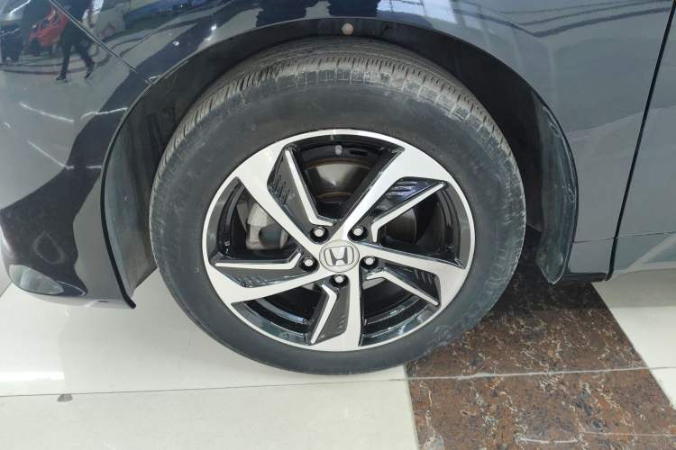 Used Honda Odyssey 2017 2.4L Supreme Edition Left Front Wheel Hub