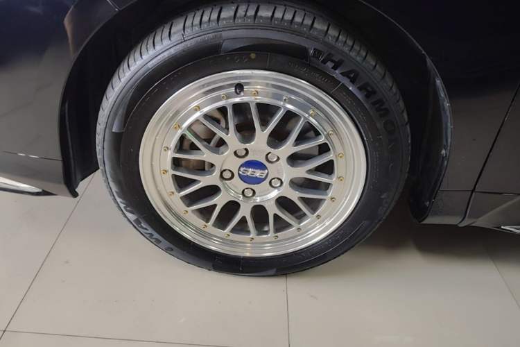 Used Honda Odyssey 2017 2.4L Luxury Edition Left Front Wheel Hub