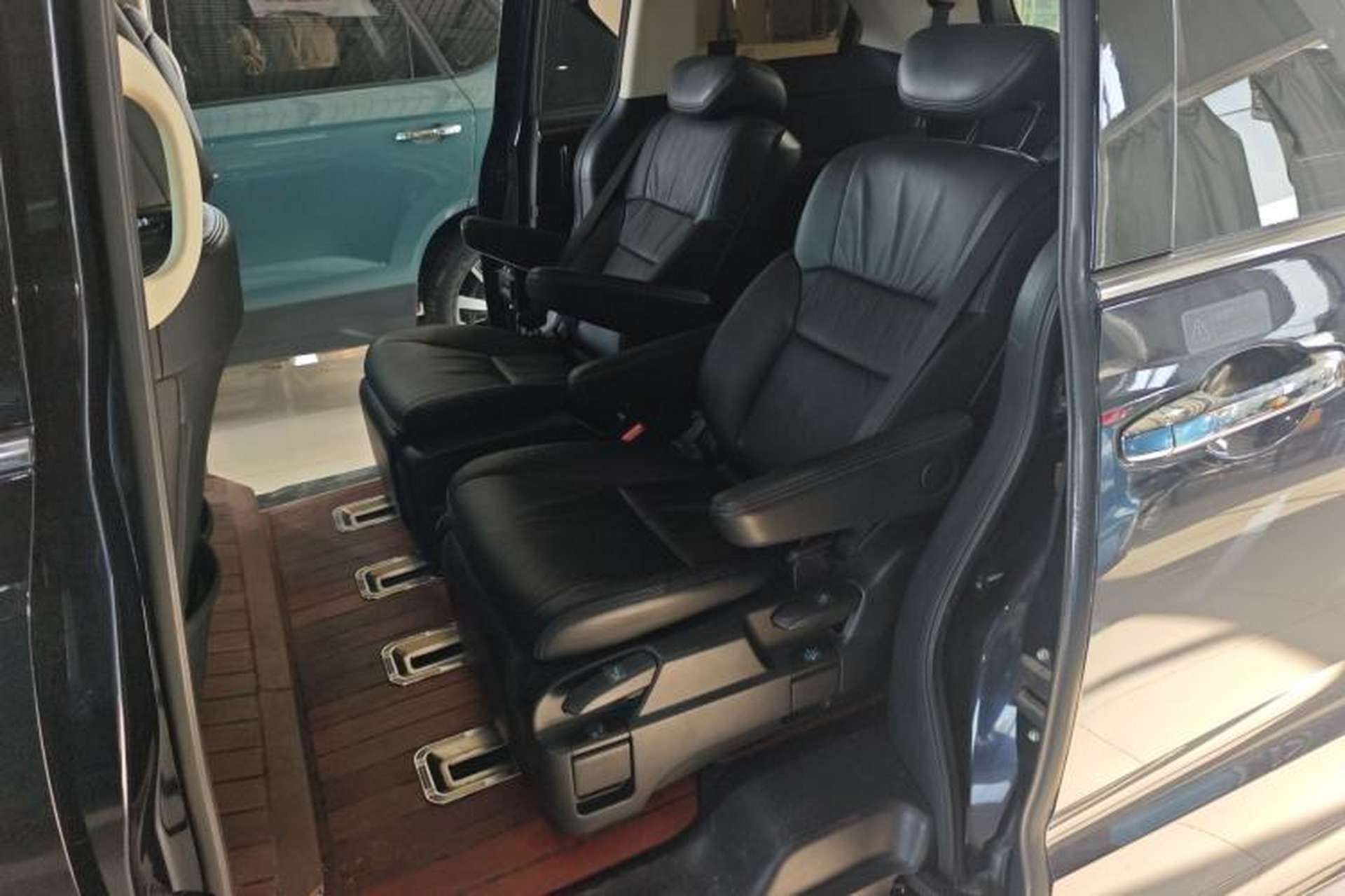 Used Honda Odyssey 2017 2.4L Smart Edition Left Rear Seat
