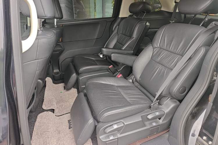 Used Honda Odyssey 2017 2.4L Smart Edition Left Rear Seat