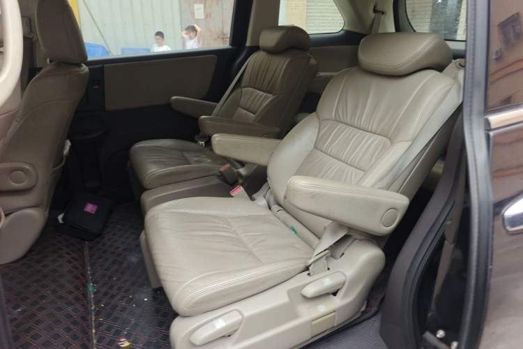 Used Honda Odyssey 2017 2.4L Luxury Edition Left Rear Seat