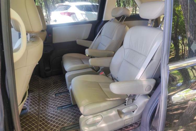 Used Honda Odyssey 2017 2.4L Luxury Edition Left Rear Seat