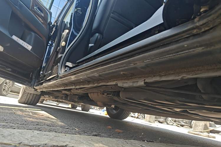 Used Honda Odyssey 2017 2.4L Smart Edition Left Side Sill